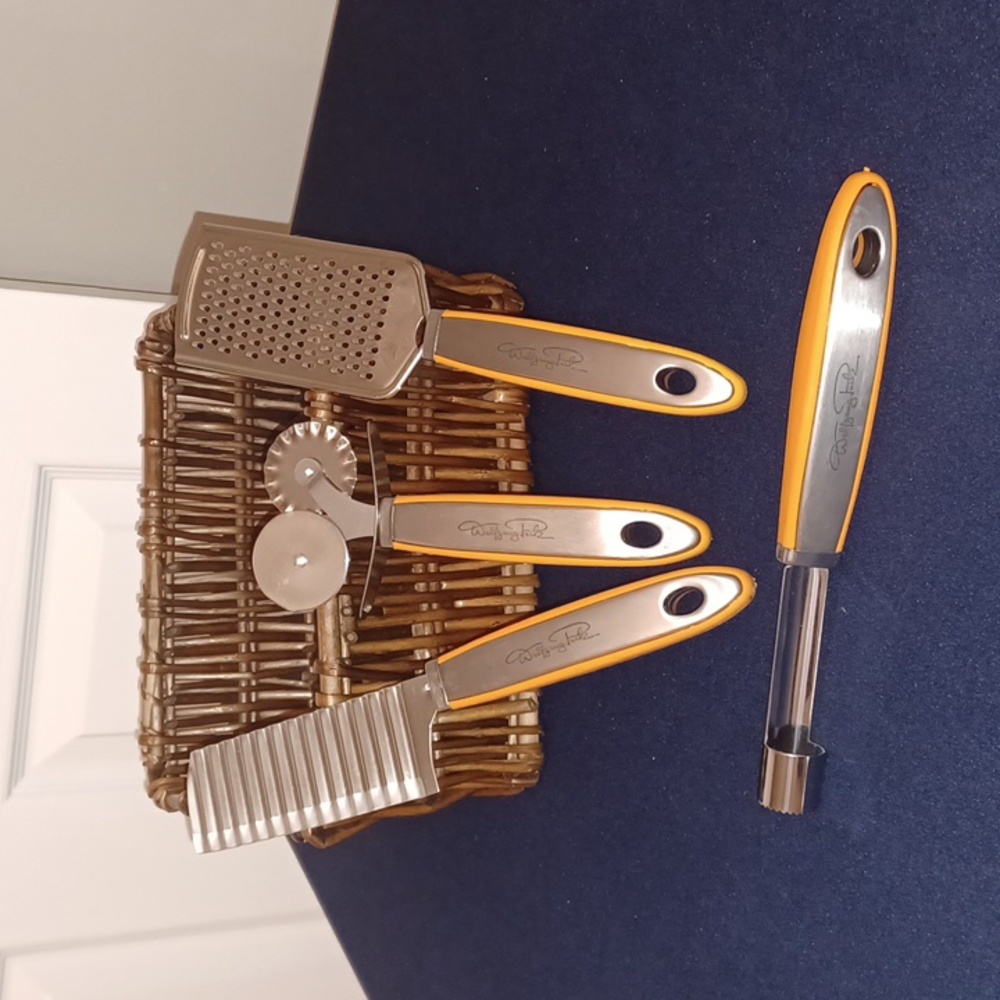 Wolfgang Puck Utensils NWOT